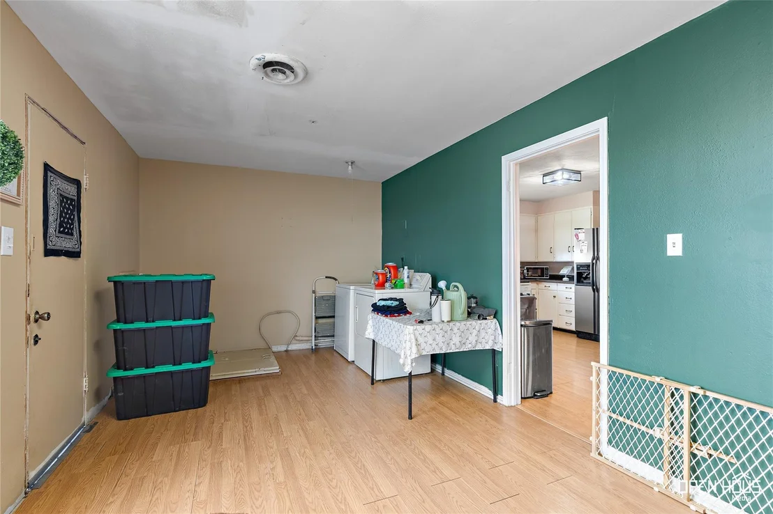 Photo of 1593 Irvin Road
