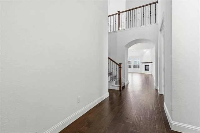 Photo of 15513 Bryant Park Avenue
