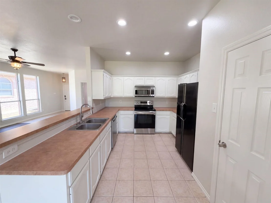 Photo of 2617 Silver Hill Drive
