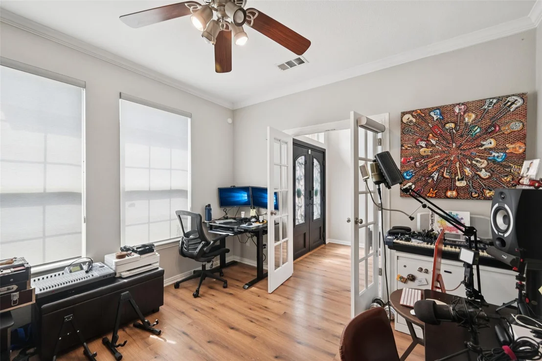 Photo of 1321 Shell Beach Drive