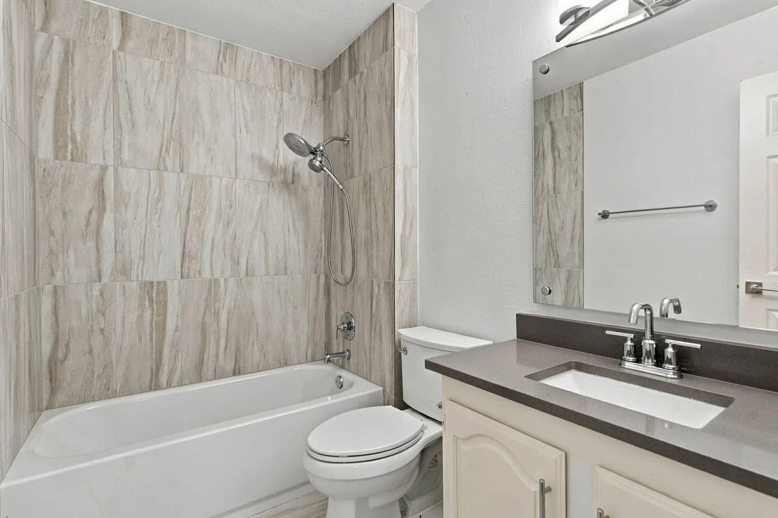 Photo of 4405 Queen Circle