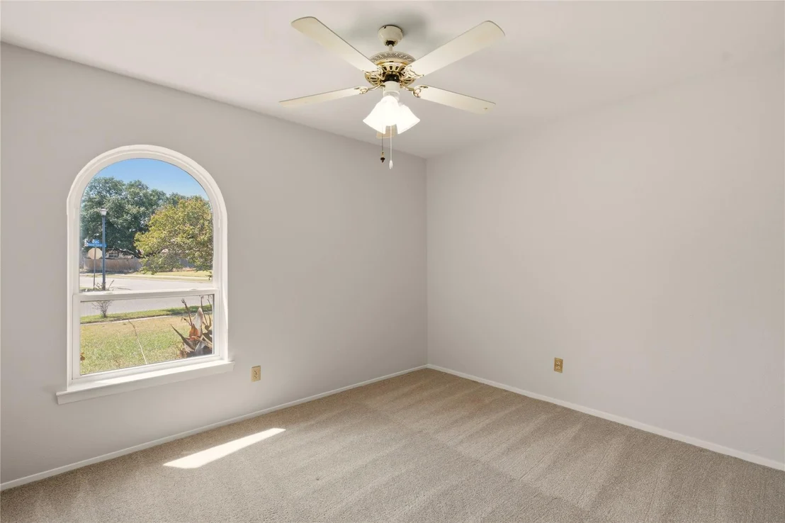 Photo of 2015 Inverness Drive