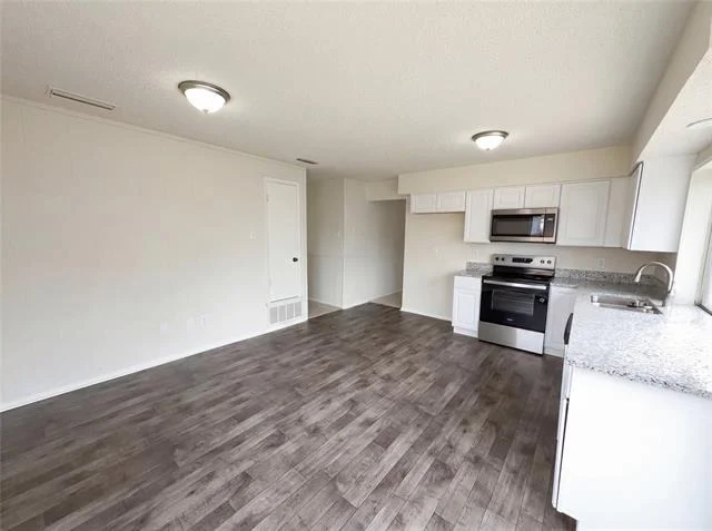 Photo of 606 Via Corona