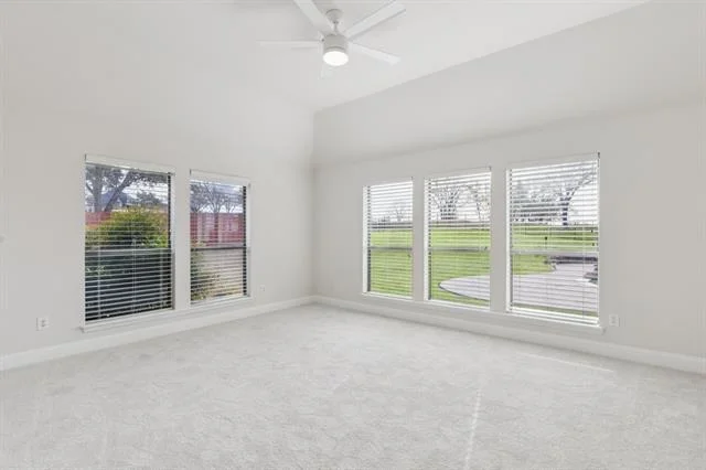 Photo of 5829 Lakeside Drive