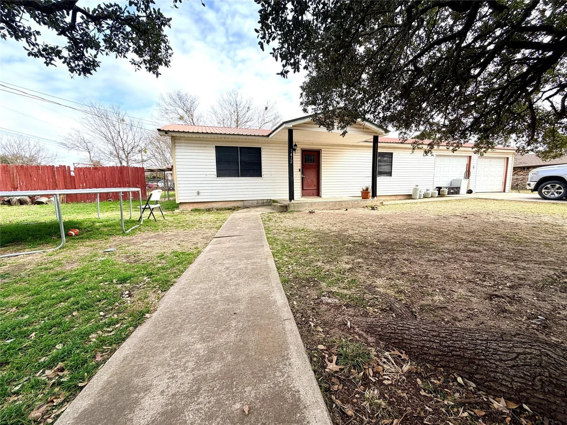 Photo of 1412 Sunset Drive