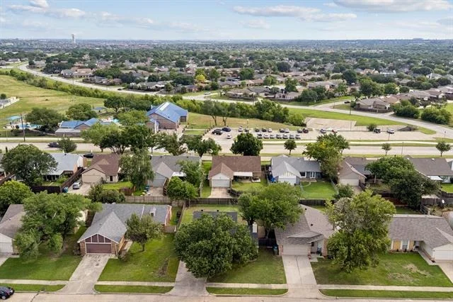 Photo of 5633 Powers Street