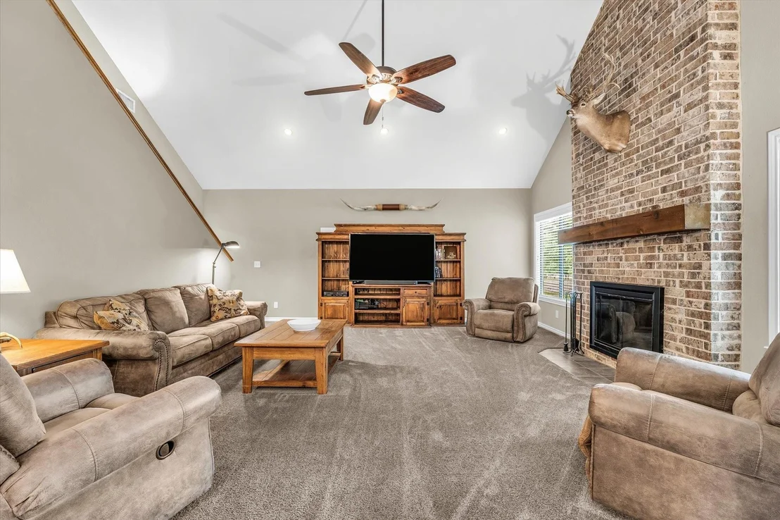 Photo of 613 Bone Road