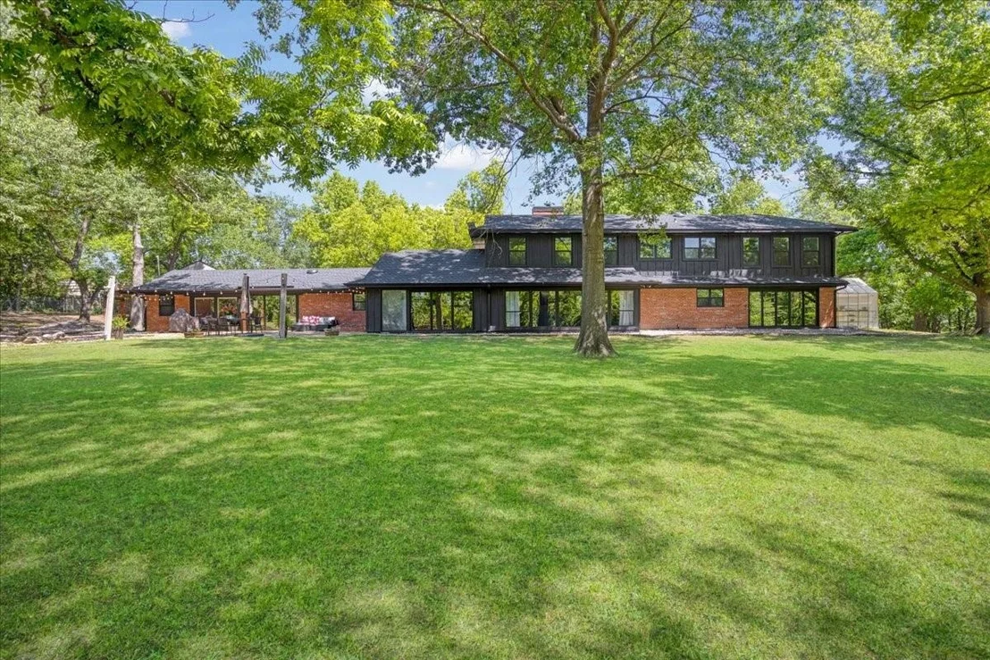 Photo of 1000 Yorkshire Drive