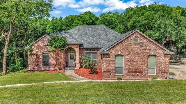 Photo of 203 Mockingbird Lane