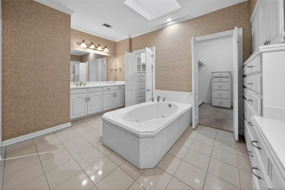 Photo of 504 Hyde Park Drive