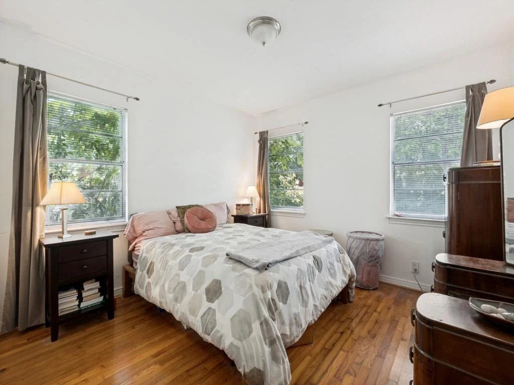 Photo of 9543 Peninsula Drive