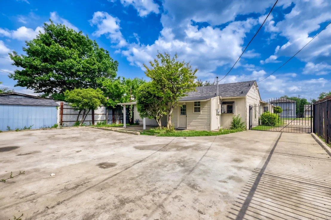 Photo of 1017 Hoke Smith Drive