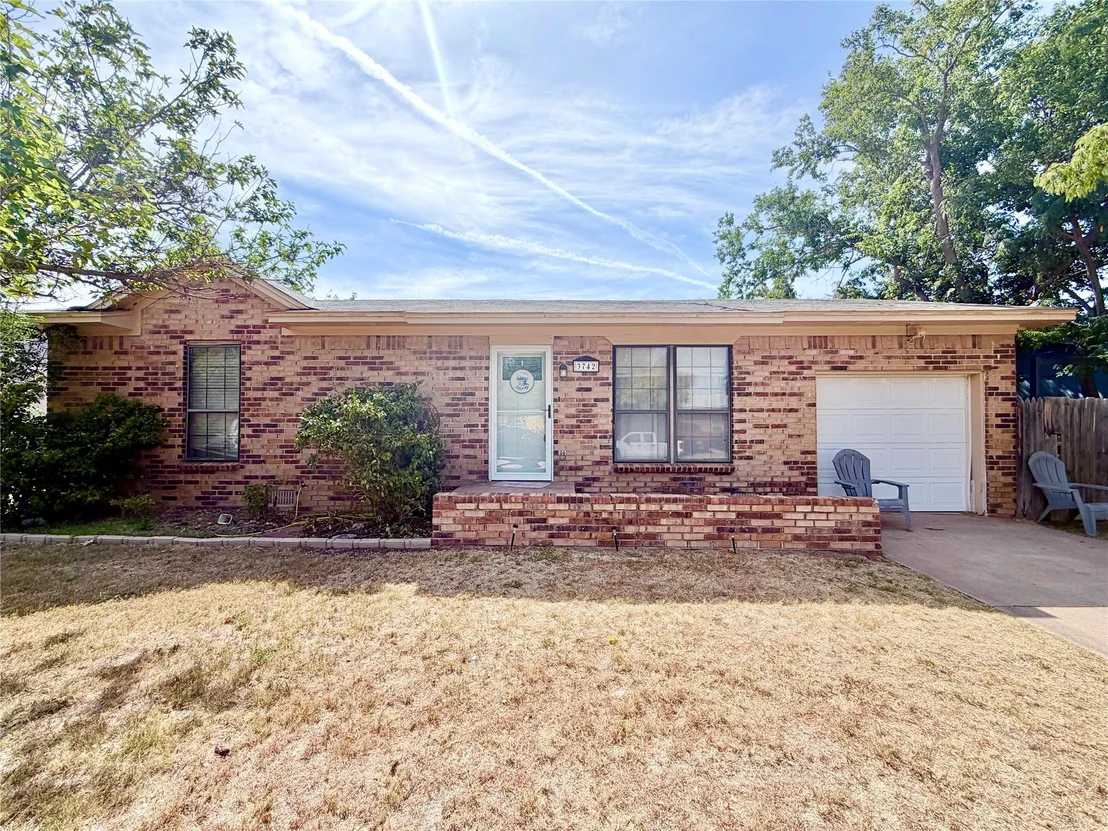 Photo of 3742 Trinity Lane