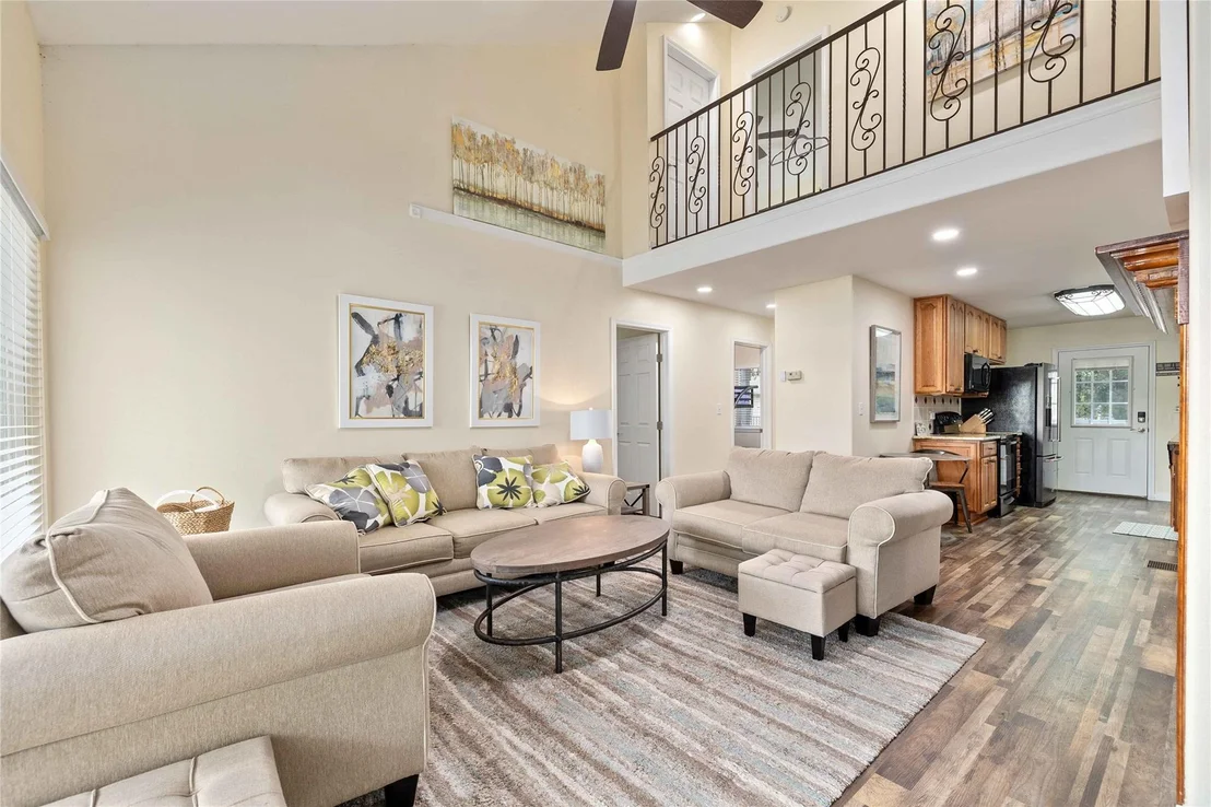 Photo of 201 Cove Circle