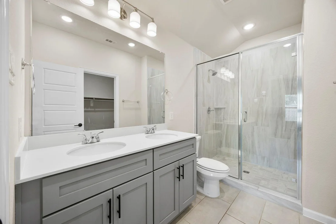 Photo of 2409 Pacific Avenue