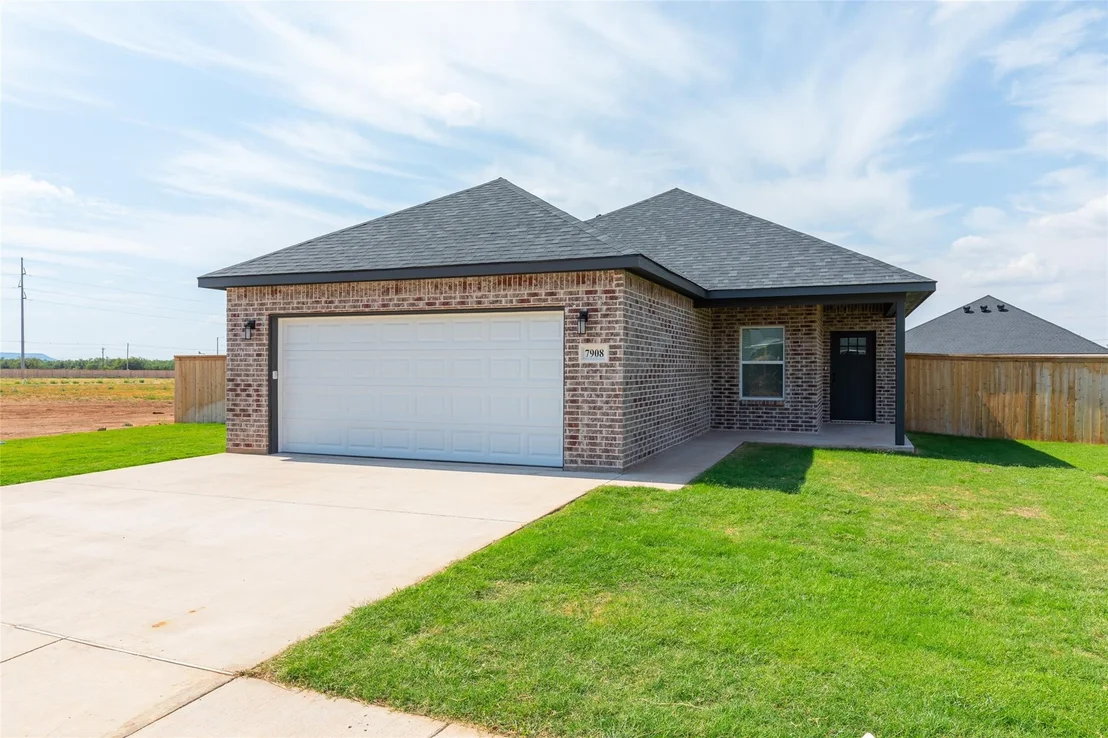 Photo of 7908 Freedom Crest Avenue