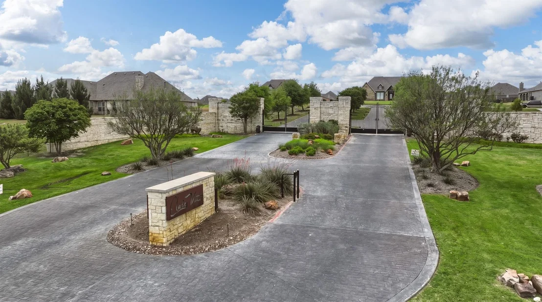 Photo of 108 Bearclaw Circle
