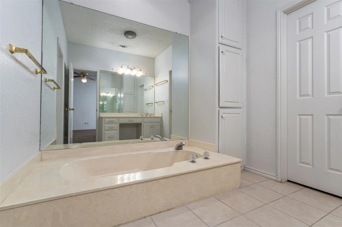 Photo of 7454 Queensbury Circle