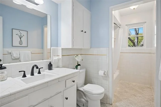 Photo of 628 Parkview Lane