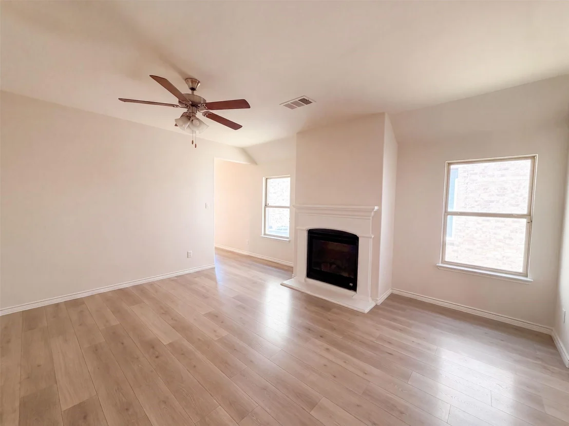 Photo of 5558 Yarborough Drive