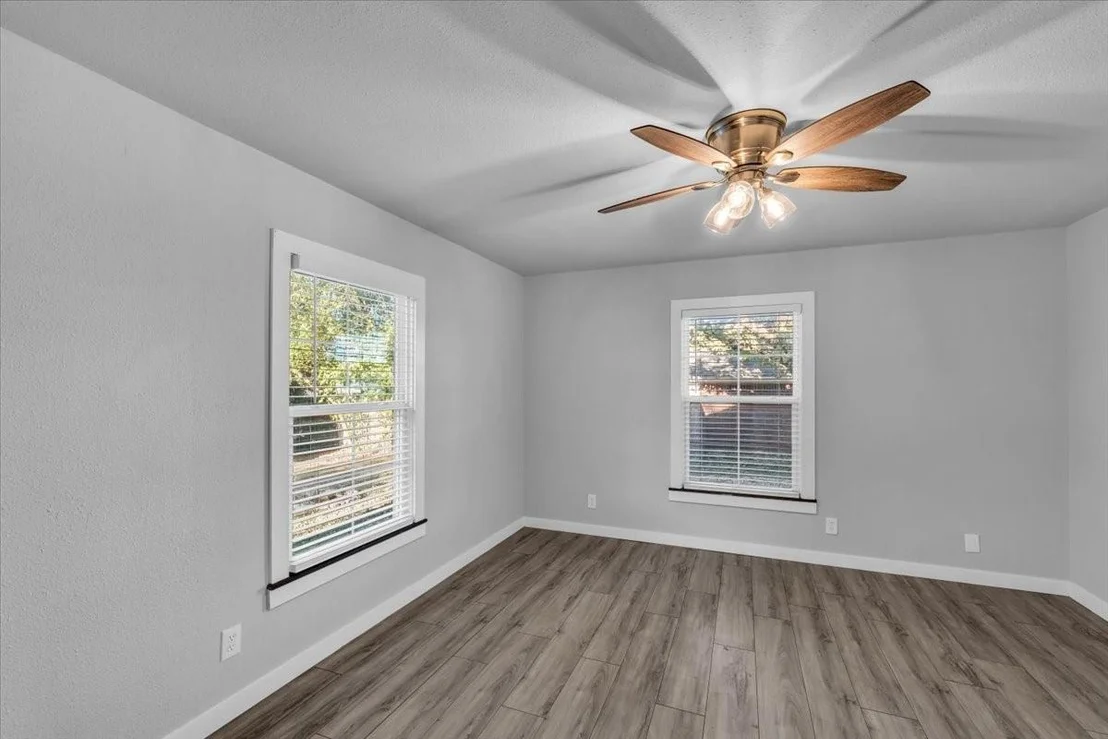Photo of 211 W Stegall Drive