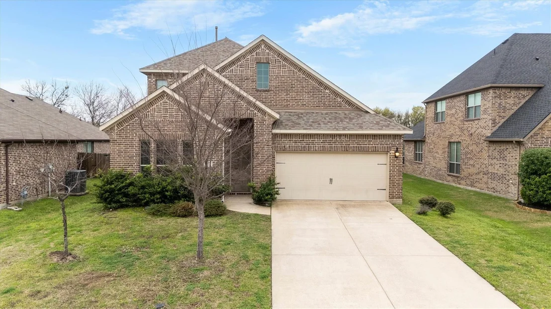 Photo of 576 Spruce Trail