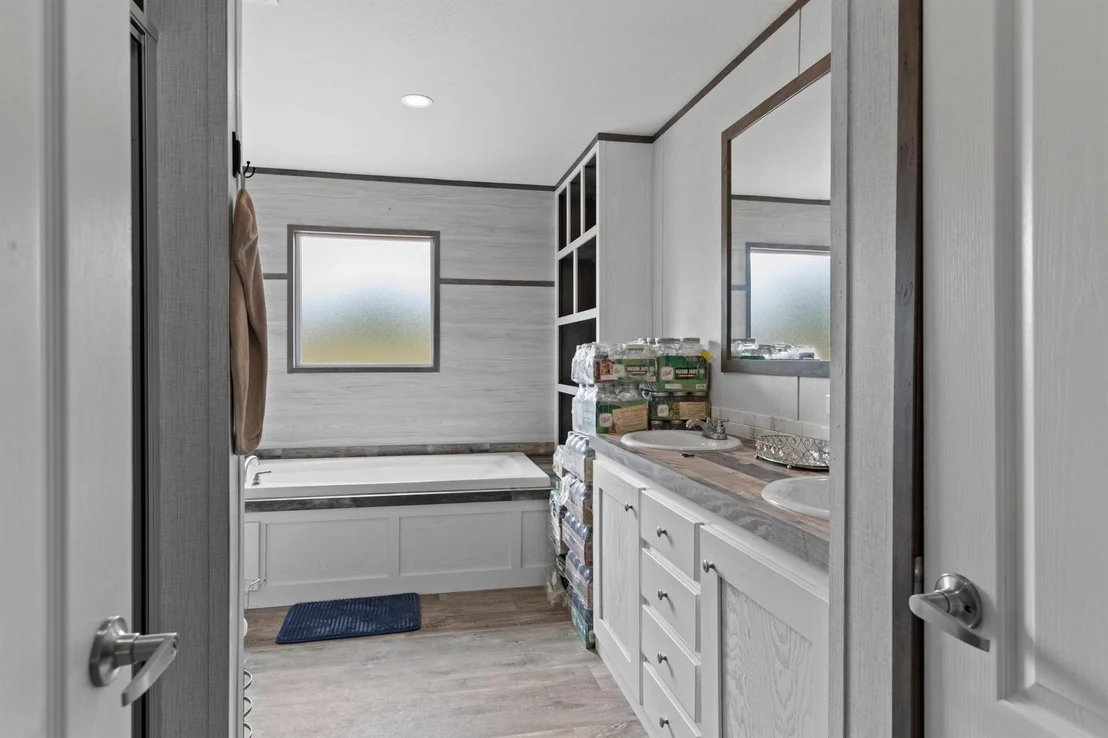 Photo of 18422 County Road 322