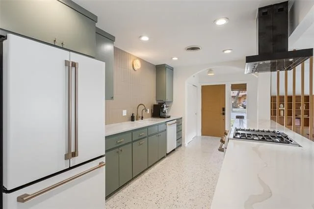 Photo of 2606 Birdcreek Drive