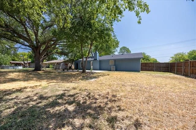 Photo of 301 Bellaire Drive