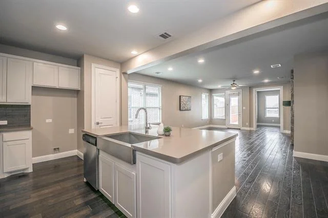 Photo of 6129 Whiskerbrush Road