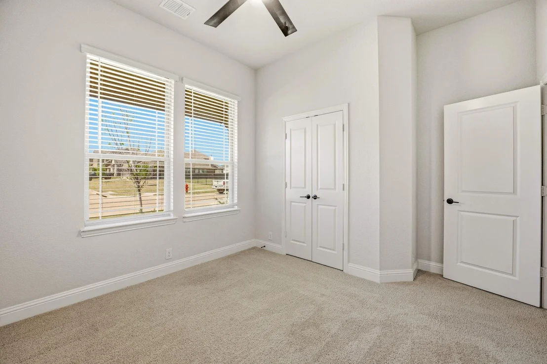 Photo of 800 Jaguar Ridge