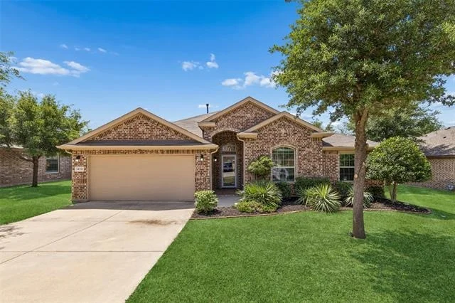 Photo of 1412 Meadowlakes Drive