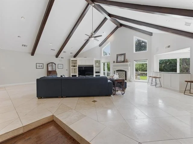 Photo of 6160 Spring Valley Road