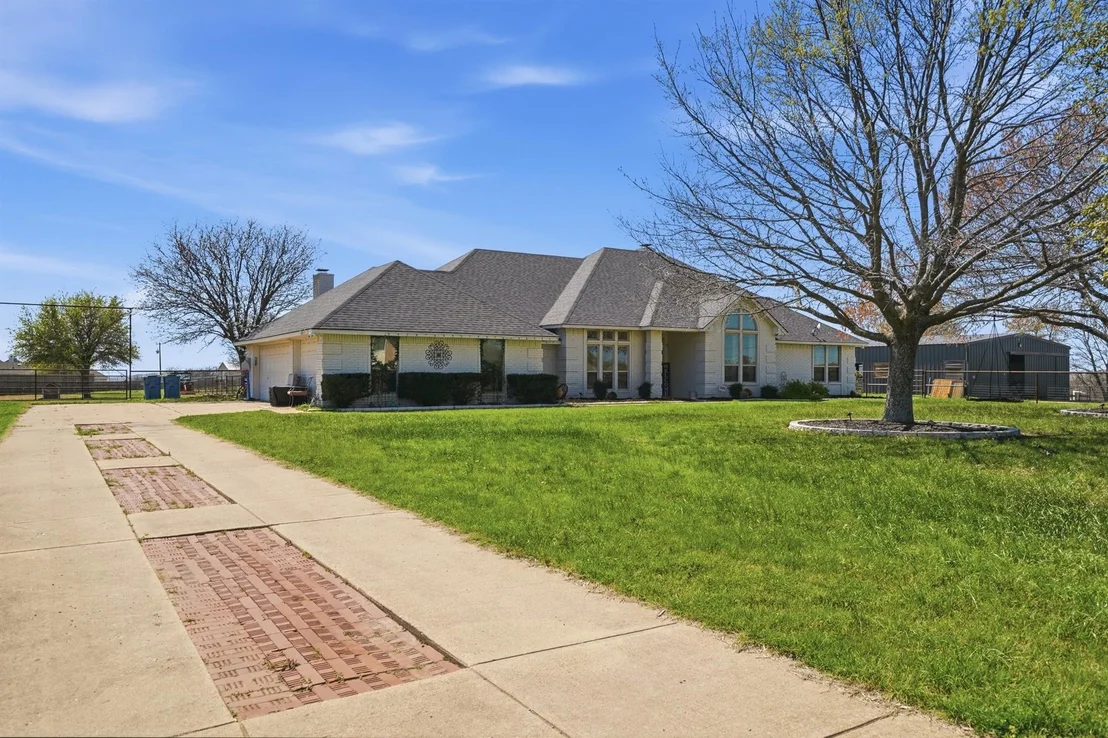 Photo of 333 Meadow Crest Road