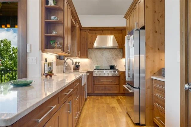 Photo of 127 Lake Bluff Drive