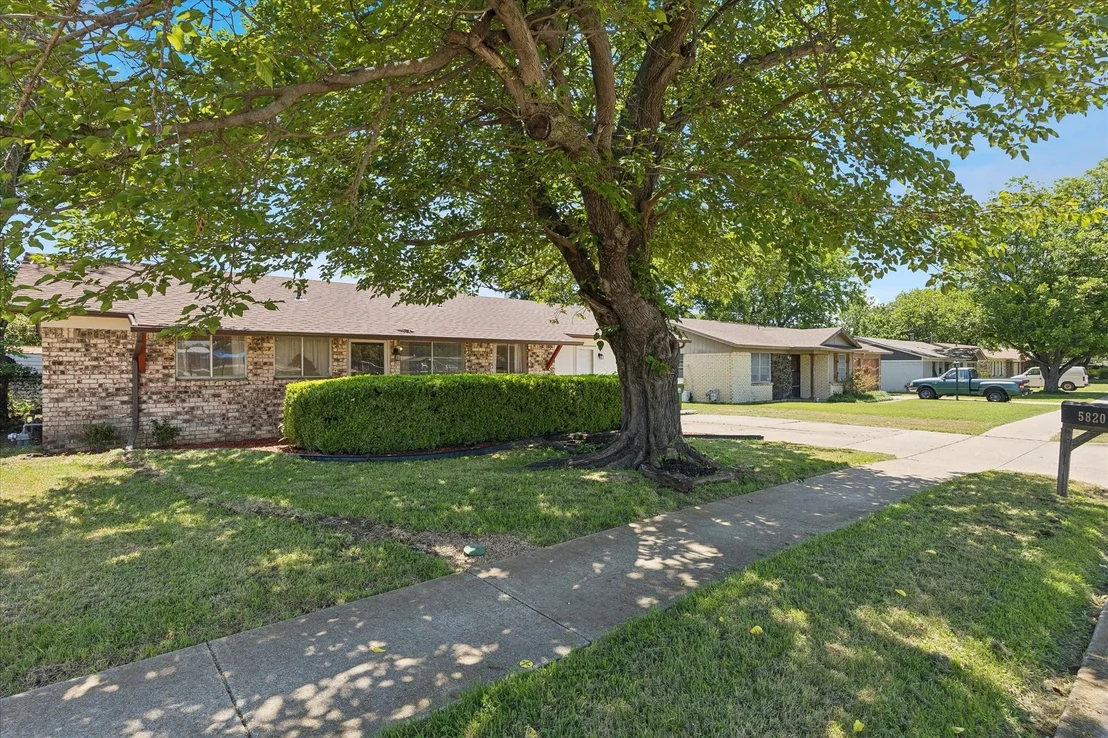 Photo of 5820 Shipp Drive
