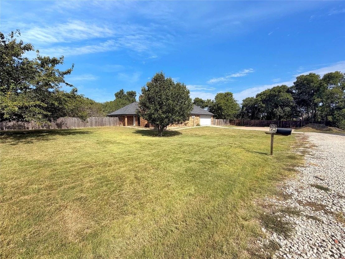 Photo of 1106 N Atkins Drive