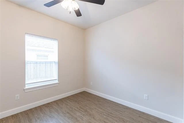 Photo of 7556 Lake Ridge Parkway
