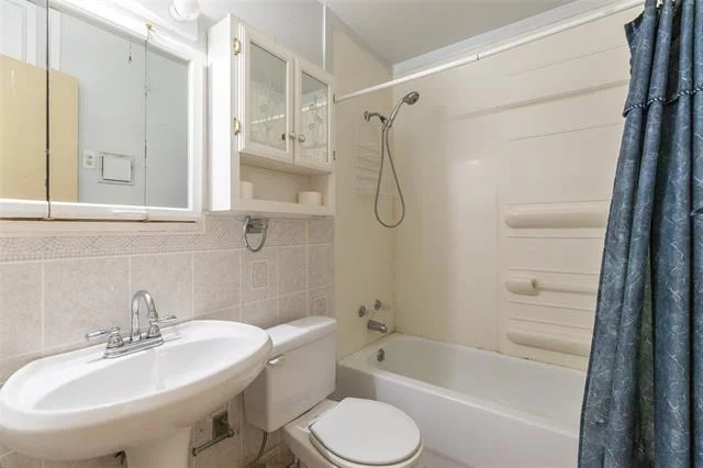 Photo of 2502 Bennett Drive