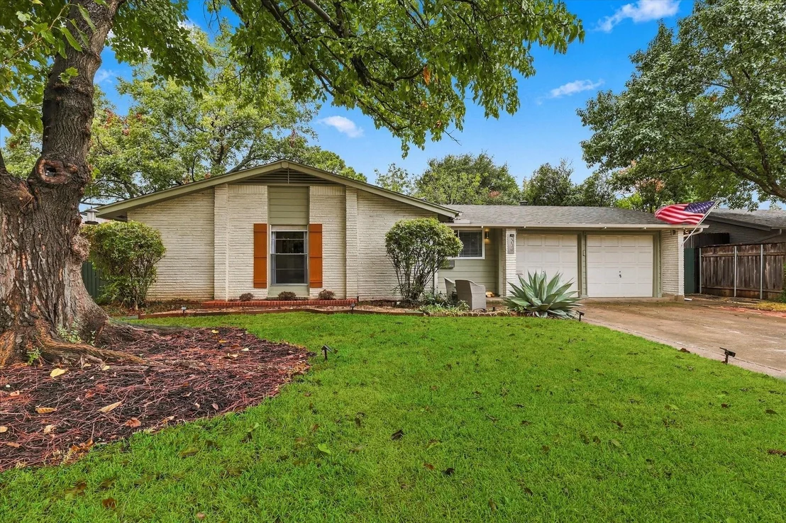 Photo of 306 W Northgate Drive