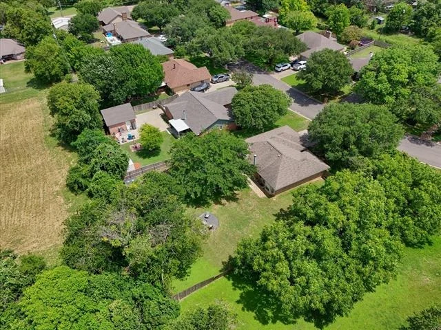 Photo of 316 E Chapman Road