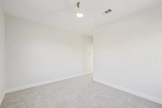Photo of 1704 Highland Drive W