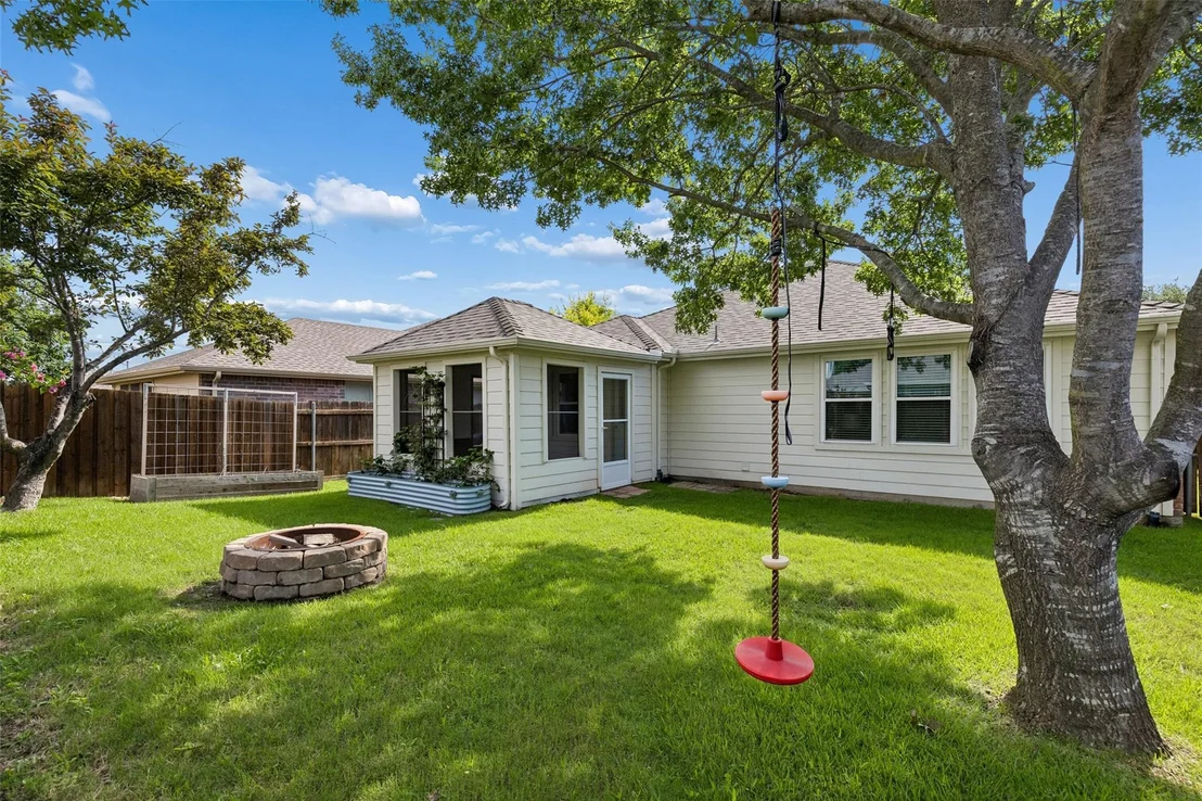 Photo of 501 Fireberry Drive