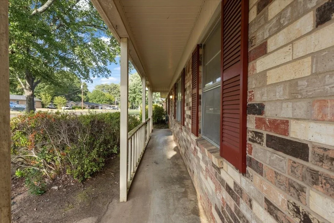 Photo of 202 Sherwood Drive