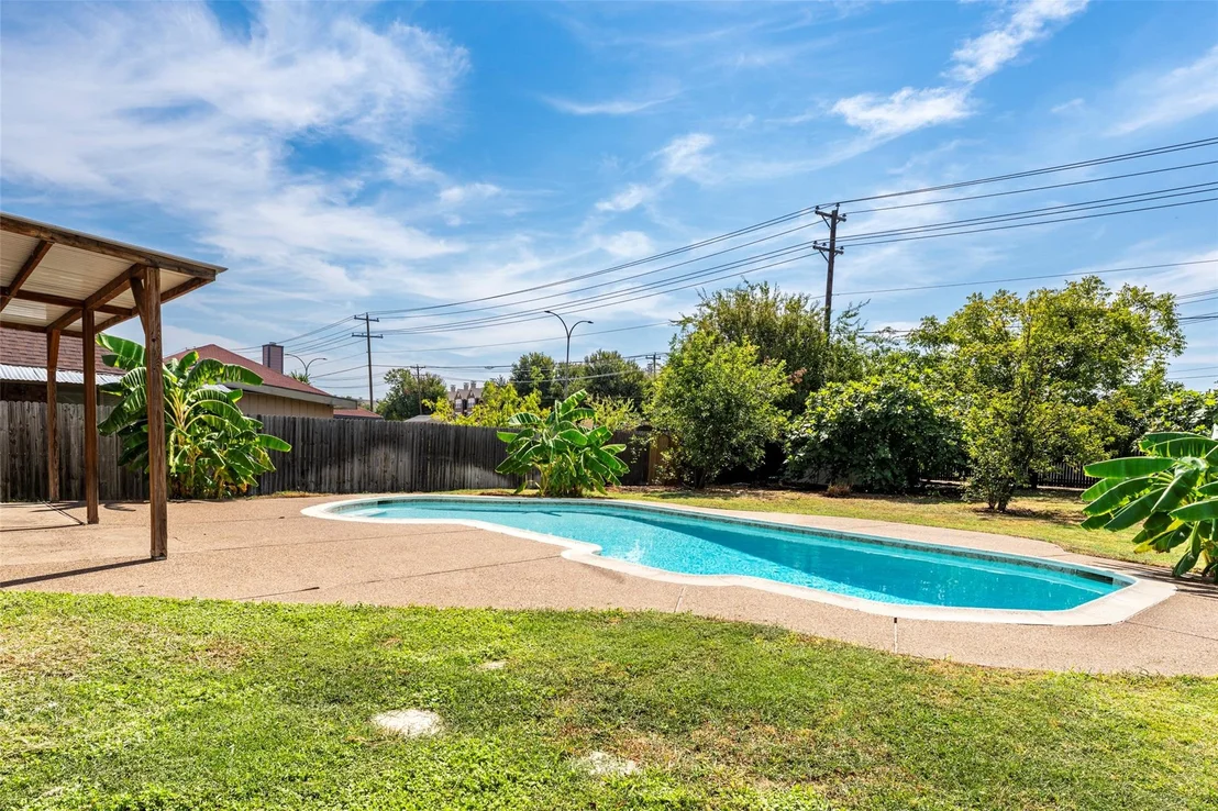 Photo of 1310 Norman Circle