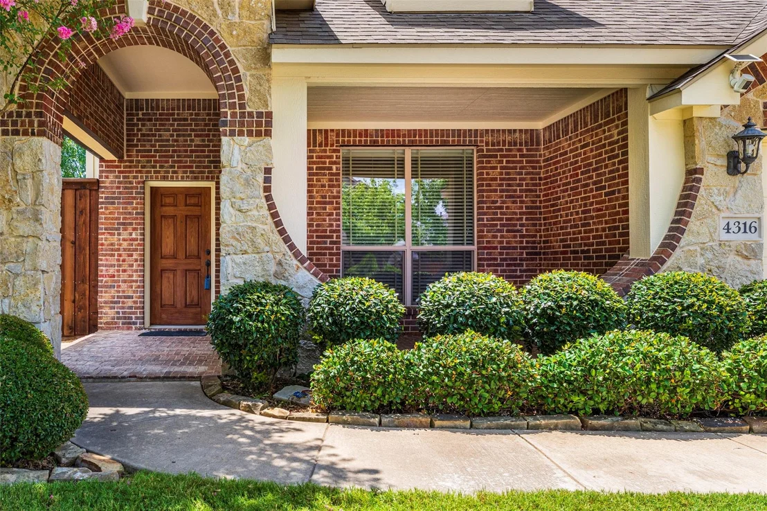 Photo of 4316 Poppy Drive