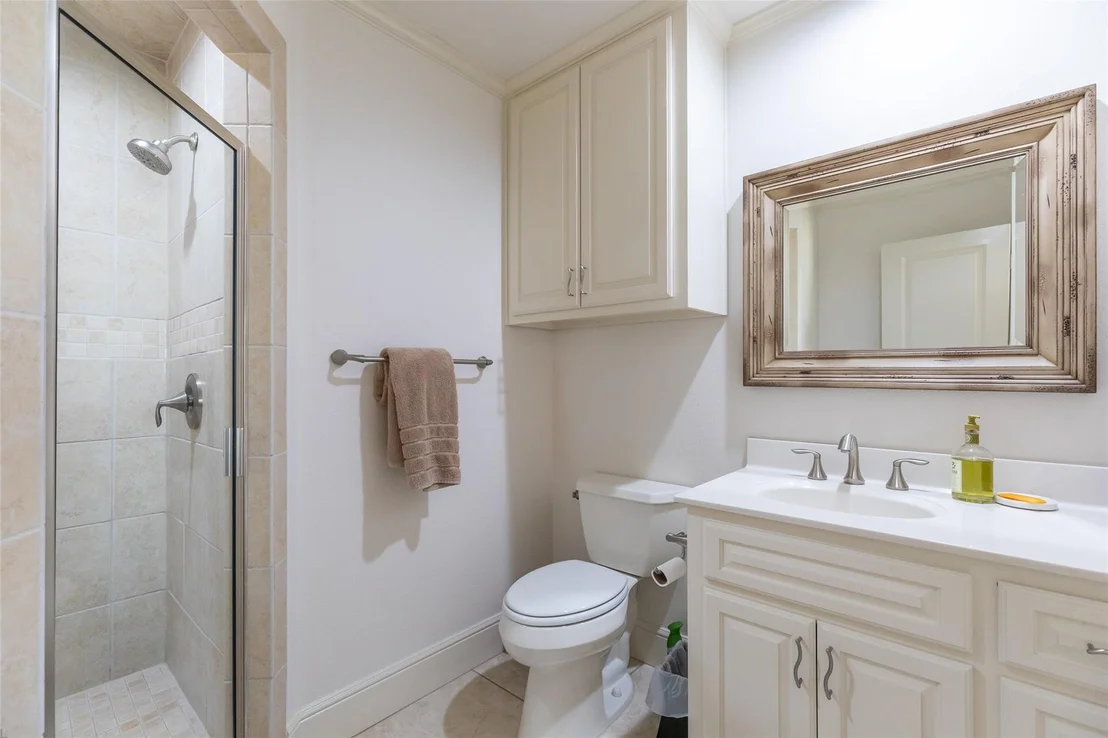 Photo of 2301 Lynbrook Drive