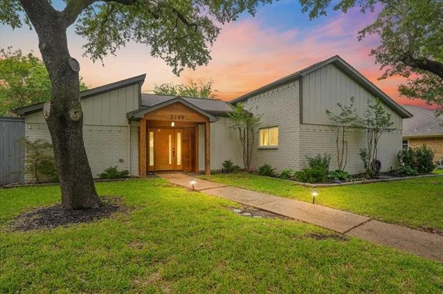 Photo of 2109 Parkhaven Drive