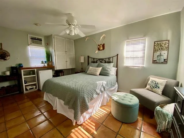 Photo of 310 Foothill Road