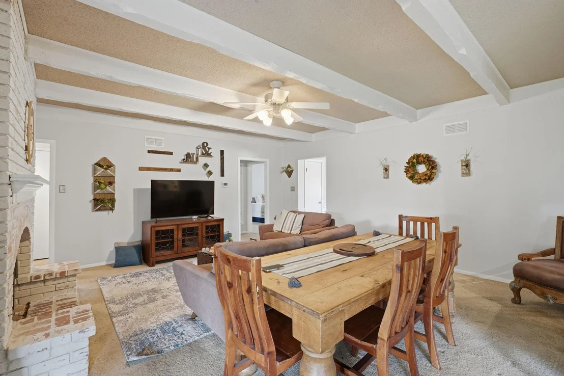 Photo of 858 Canyon Court